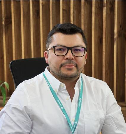 FREDDY VALDES - Médico Psiquiatra