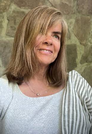 Marie Jeannette Lasserre - Terapeuta Sistémica (Ichtf) y TFE (Teoría Focalizada en las Emociones)