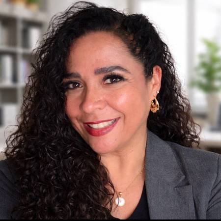 KARLA VILLA FLORES - Psicoterapeuta