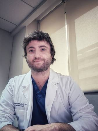 Dr. Claudio Altschiller - Gastroenterología / Medicina Interna