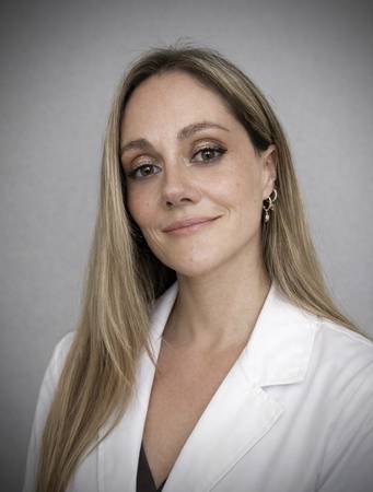 Dra. Paulina Lahsen M. - MÉDICO PSIQUIATRA Y PSICOTERAPEUTA DE ADULTOS