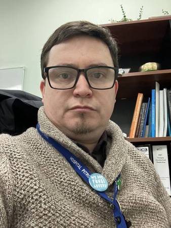 Dr. Esteban Ricke Ortega - Médico Psiquiatra de Adultos