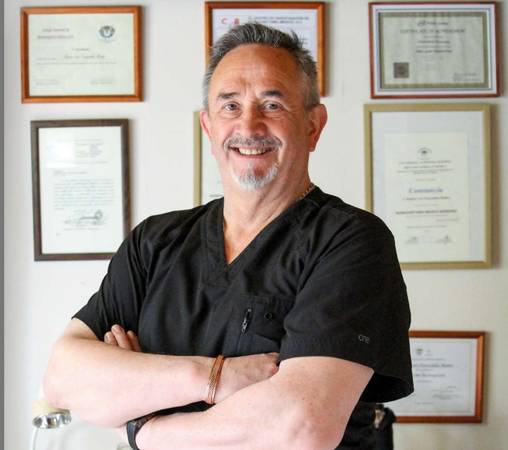 Dr. Ramón Fuenzalida - Terapeuta en medicina natural biointegrativa