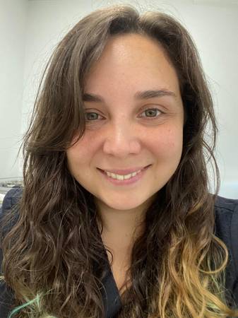 Dra Marianne Bustamante - Médica especializada en salud integrativa y salud mental de mujeres, madres y disidencias.