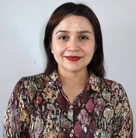 Johanna Ramírez Mellado - Trabajadora Social Clínica. Terapeuta especializada en terapia narrativa, terapia de juego vincular, sensible al trauma y con perspectiva de género.