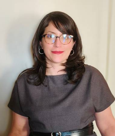 Pamela Montoya G. @tuabogadainformal - Abogada de Familia, Acoso Escolar y Neurodivergencias