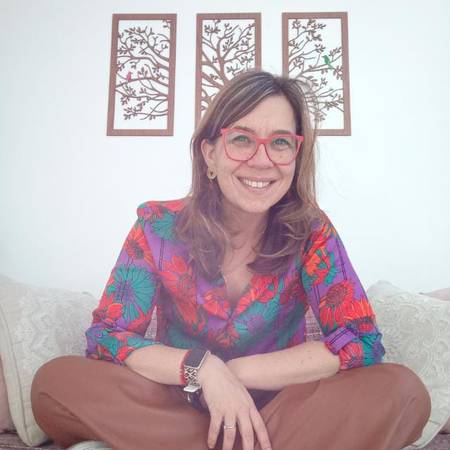 Ps. Ceci Villalobos Salazar - Psicóloga clínica, Consteladora familiar, Terapeuta en Compasión, Terapeuta de juego infantil, Terapeuta Floral, ArteTerapeuta & Tarotista Junguiana