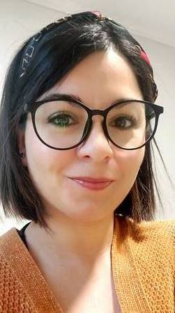 Paulina Troncoso - Matrona, diplomada en Sexología Clínica, acompañamiento de las tensiones parentales en procesos de transición de género..