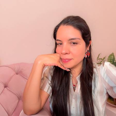 Melissa Lucero R. - Psicóloga Adolescentes · Adultos · Cuidadores · Familias