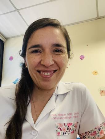 Dra. Mílisen Vidal Urzúa - Pediatra - Gastroenterología Infantil