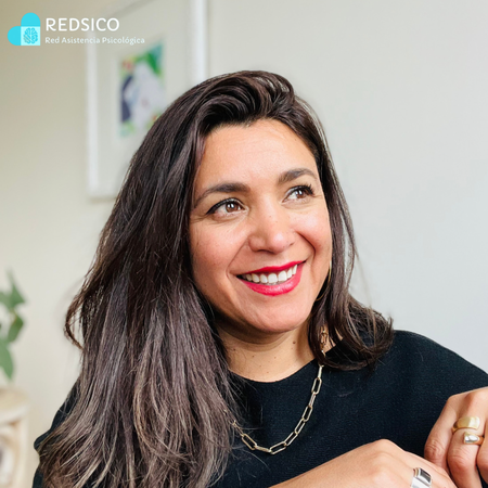 Ps. Carolina Arancibia G. - Clínica Adolescentes, Adultos y Parejas. Trastornos de Ansiedad, Trastornos del Ánimo y Vínculos afectivos Sanos.