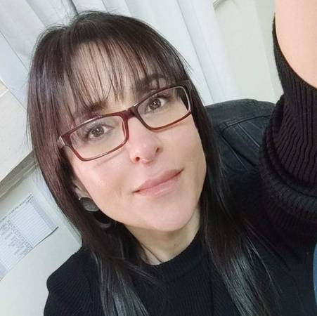 Dra. Fenella Reyes Gonzalo - Médico Psiquiatra Infanto Juvenil