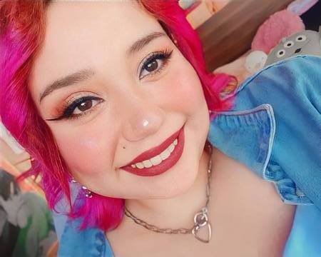 Michelle Laferte - Psicologa Clinica/ Psicoterapeuta/ Mg. en intervencion y salud mental/ Diplomada en Trastornos mentales/Diplomada en Trauma Complejo