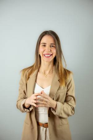 Grecia Rojas - Metabolismo-Obesidad y Bariátrica