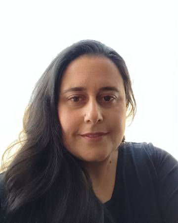 Connie Fuenzalida Soumastre - Magister en psicología Clínica