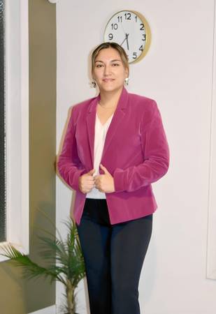 Karina Manriquez R. - Psicología Clínica Adultos