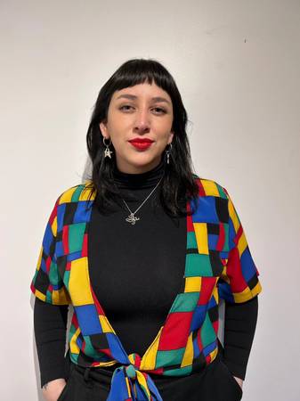 Josefina Peñafiel - Sexualidad, género, vínculos, no monogámias, población LGBTQ+, problemas interpersonales.