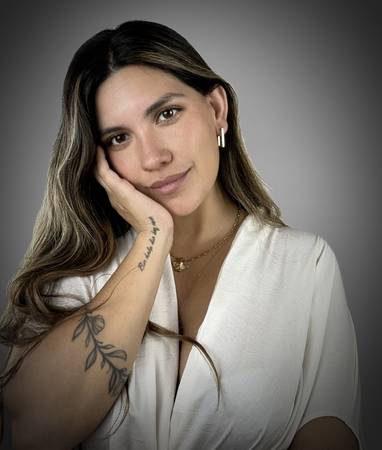Scarlett Grez - Mentora y Terapeuta Holistica