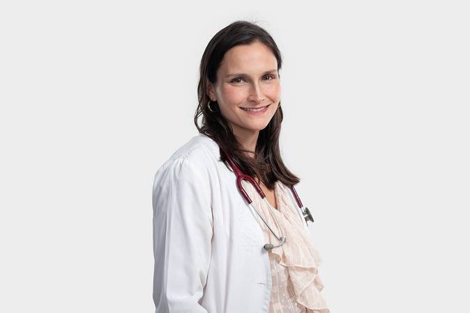 Dra. Camila Torres - Médica Nutrióloga Integrativa