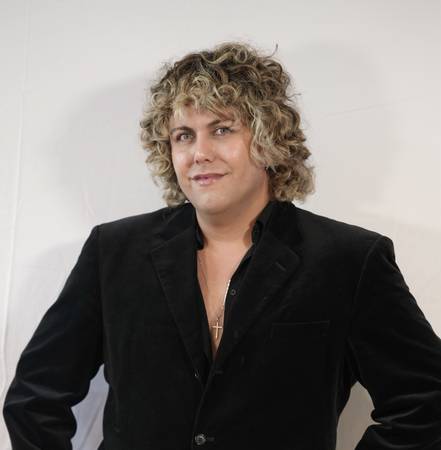 Simon De La Costa - Clínica