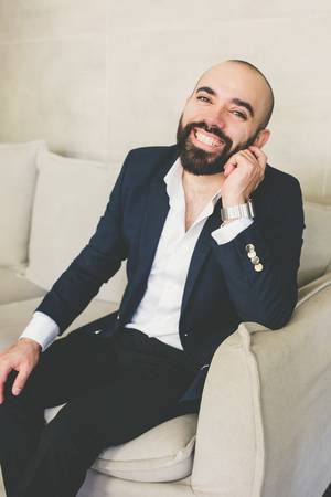 Samuel Hurriola - Psicoterapia- Adultos- Parejas- Trauma- Mindfulness- Somatic Experiencing- Hipnosis