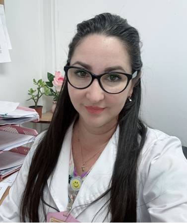 Yanisleydi Hernández - Médico general