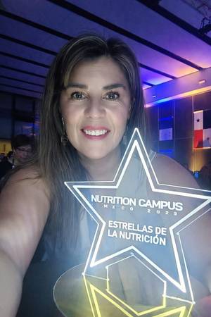 Dra. Alejandra Valdivia Acosta - Nutriología