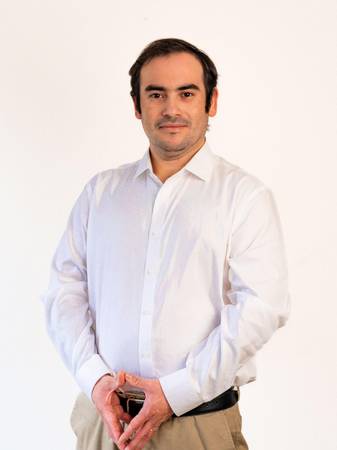 Dr. Julio Rubio Vera - En Formación por adiestramiento para optar psiquiatría modalidad CONACEM