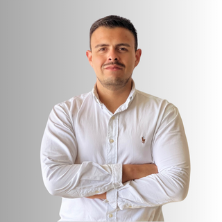 Rodrigo Villalobos - Familias, adultos y jóvenes.