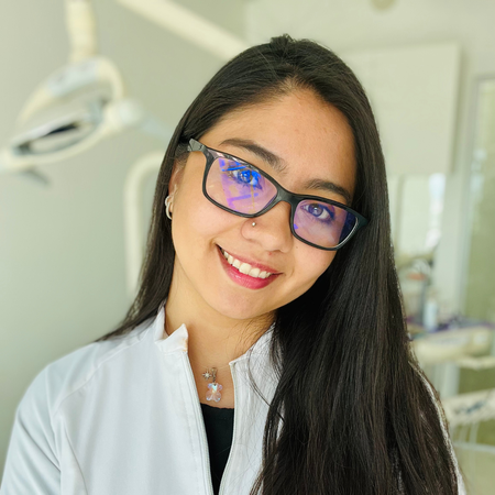 Dra. Cecilia Parrao - Cirujana Dentista