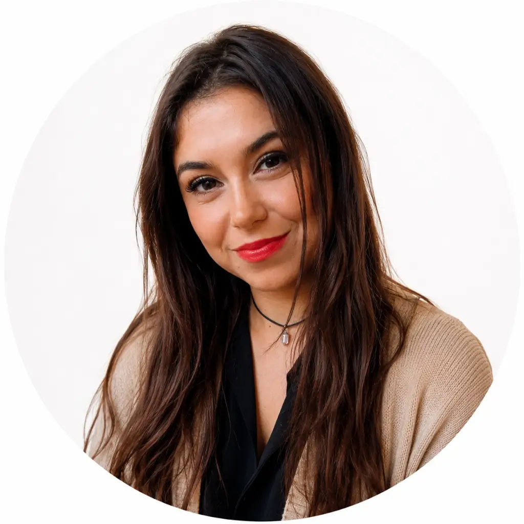 Lorena Estay Olguín - 🌿Psicóloga | Bienestar emocional, ansiedad, autoestima, relaciones y acompañamiento familiar. Te ofrezco un espacio seguro, cercano y libre de juicios donde podrás comprender mejor lo que estás viviendo, fortalecer tus recursos personales y avanzar hacia una vida con mayor bienestar, equilibrio y tranquilidad.