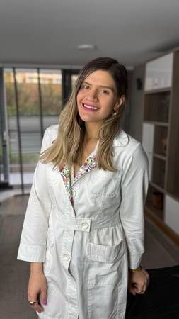 Dra. Mayvelis González - Médico dedicada al manejo integral de la Obesidad