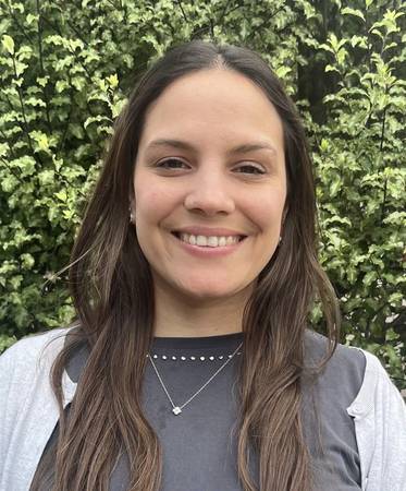 Dra. Natalia Solís Guzmán - Psiquiatra Infantojuvenil