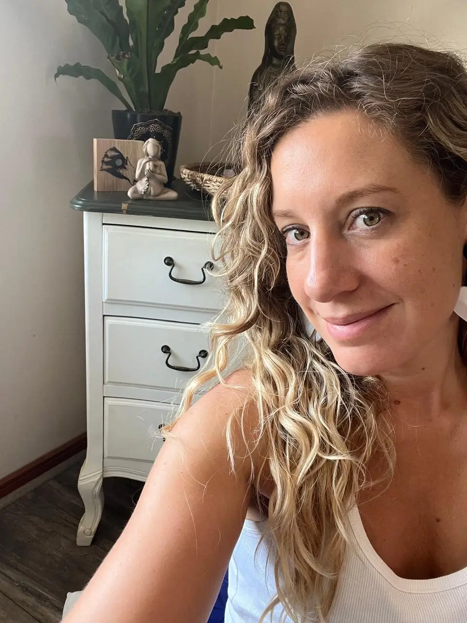 Constanza Millán - Coach Parental certificada en TDAH - Meditación/Psicología Budista