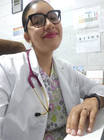 Dra.Karla A. Mora L. - Medico General enfoque Pediatria