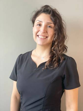 Dra. Karen León S. - Medico Nutrióloga