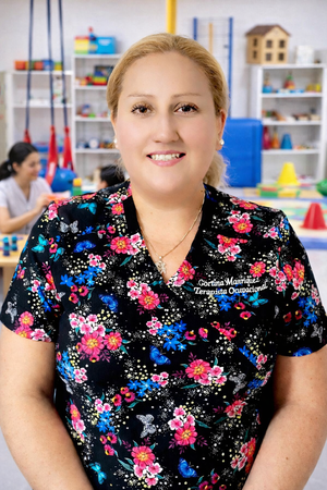 Cristina Manriquez Terapeuta Ocupacional - Niños, Adolescentes, Adultos