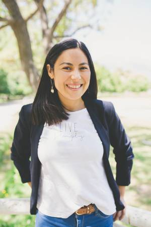 LUISA VELASQUEZ SOLIS - Magister en psicología Clínica, con mención en Terapia Sistémica