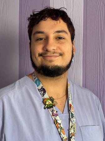 Daniel Cuadra Herrera - Médico General