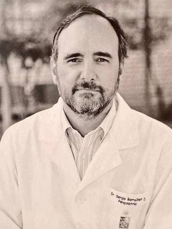 Dr. Sergio Barroilhet Díez