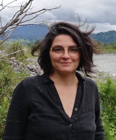 Dra. Francisca Derderian Bahamondes - Médico Psiquiatra