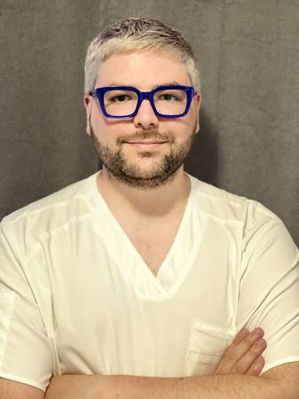 Dr. Carlos Tohá Daza - Medico general, con formación en salud mental.