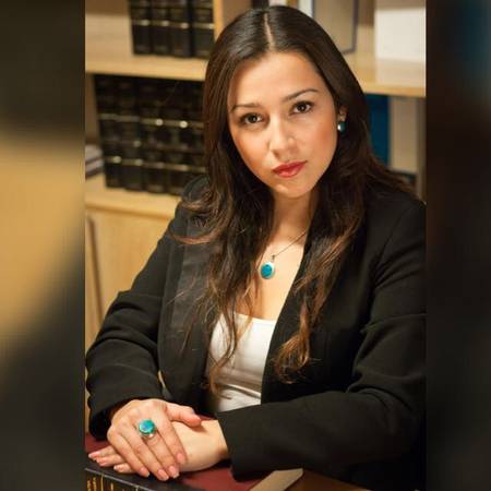 Abogada Paola Marín - Derecho Familia y Penal - Abogada