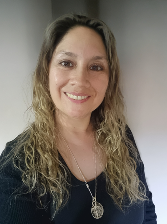 Carolina Cárcamo Maldonado - Nutricionista y Terapeuta Holística Integral