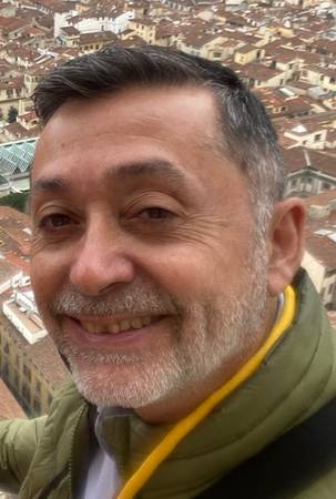 Sergio Lara Cisternas - Psicoterapeuta, Doctor en Psicología, Psicólogo Clínico Acreditado, Adultos y Parejas, Instructor y Formador en Emociones Básicas (Experiencing Alba Emoting) y Focusing