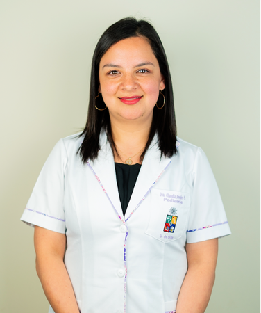 Dra. Claudia Fredes Yáñez - Pediatra