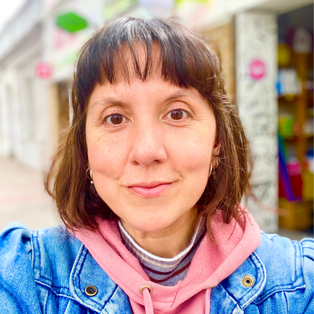 Valentina Vallejos - Tarot, terapias complementarias y canalización.