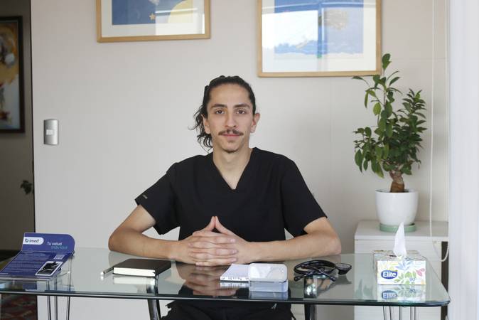 Dr. Nicolás Briceño - Médico General