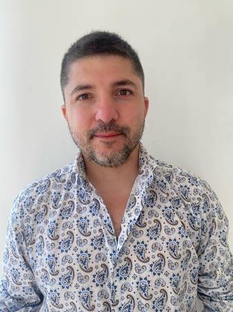 Dr. Eduardo Krüger Saba - Médico Psiquiatra