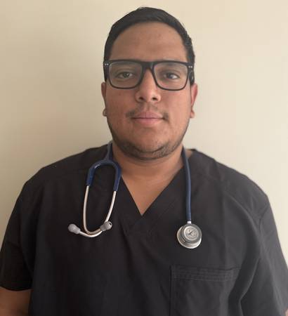 Carlos David Yépez Flores - medico general